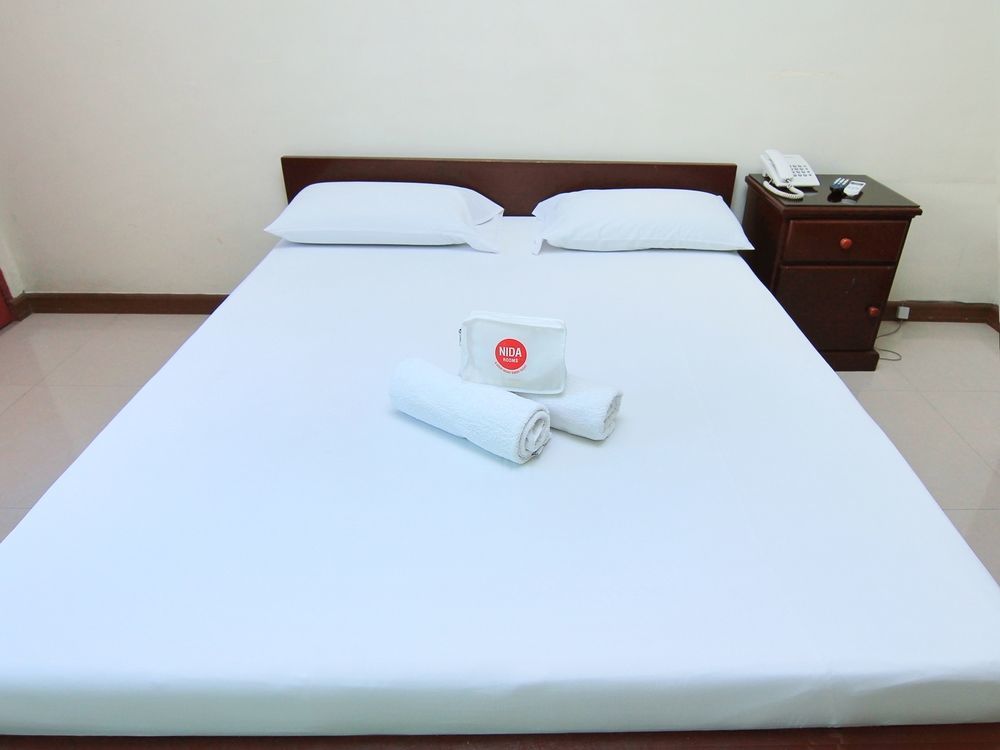Rumi Apartelle Hotel Angeles Buitenkant foto
